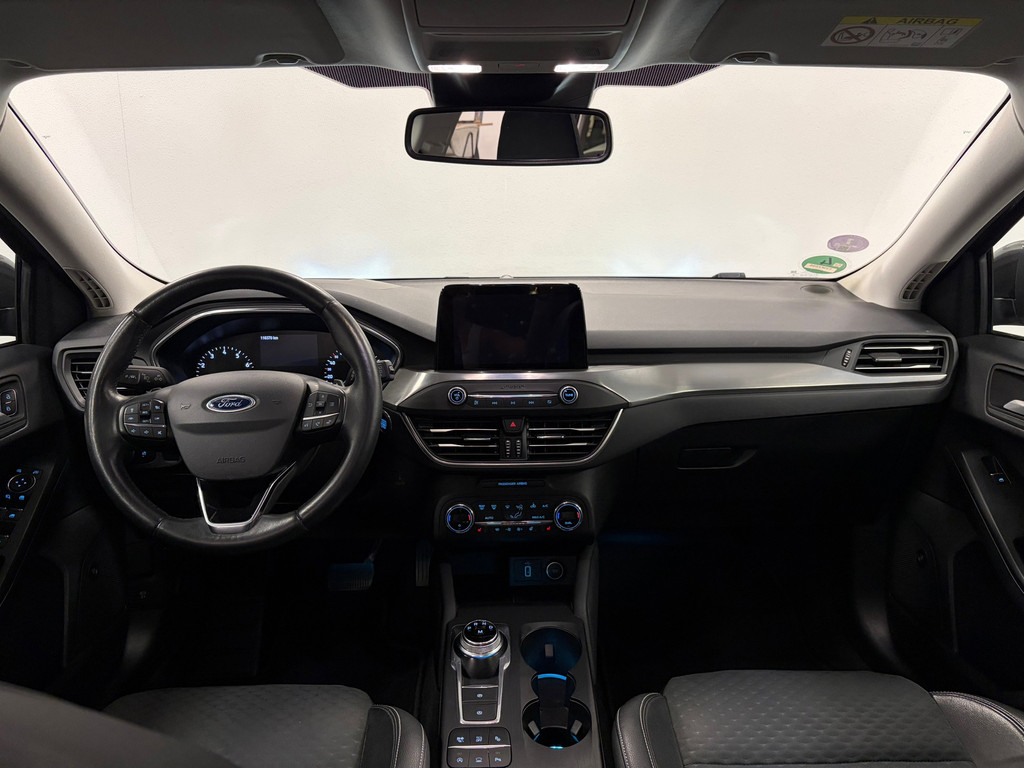 Ford Focus Wagon 1.5 EcoBoost*Automaat*Head-up*Winter-Pakket*elect-Klep*Apple-Carplay*PDC* 55805125-1.jpg | Visser Automotive B.V.