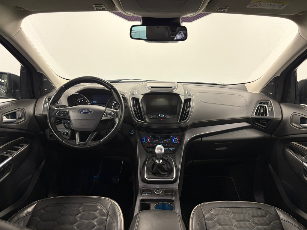 Ford Kuga 1.5 EcoBoost Vignale*WinterPakket*Leder*Carplay*Camera*electr.klep*ACC*PDC* 56423966-2.jpg | Visser Automotive B.V.