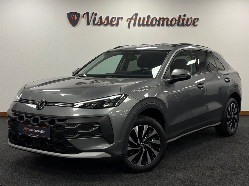 Volkswagen T-Roc 1.5 eTsi Life First Edition*Automaat*116PK*Camera*Stoelverwarming*Cruise-Control*PDC*Xenon* 57146205-0.jpg | Visser Automotive B.V.